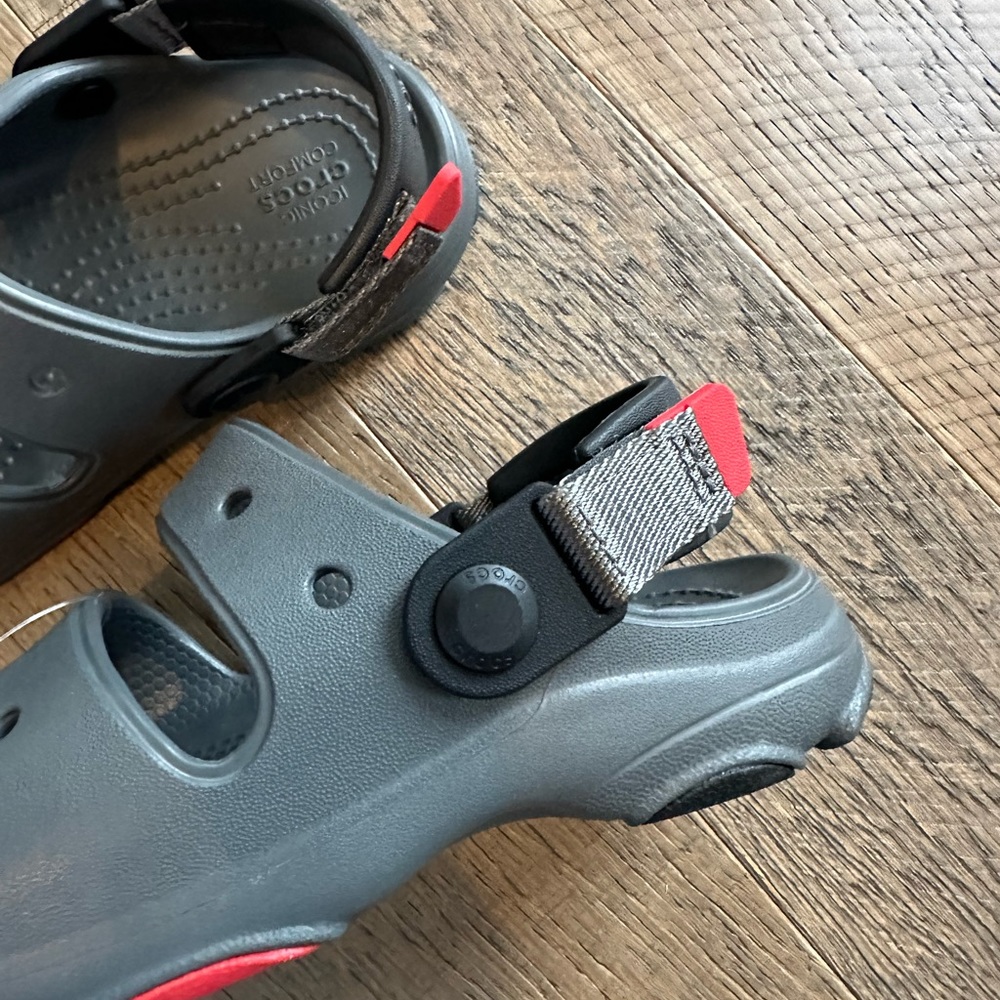Crocs classic all-terrain Sandal - Picture 2 of 3
